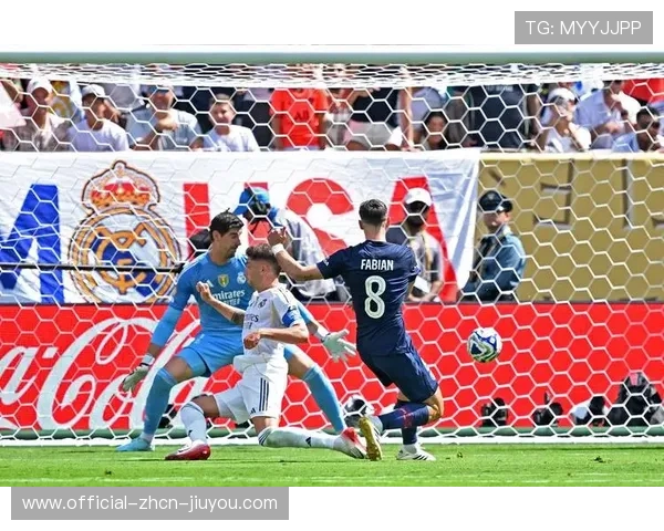 巴黎圣日耳曼连续制造射门机会